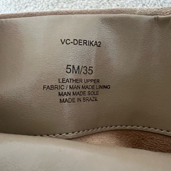 Vince Camuto Derika Leather
Boot. Size 5/35 - Picture 3 of 10